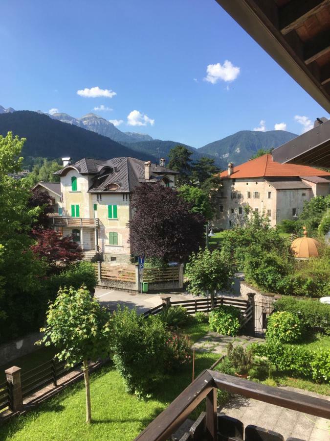 شقة La Finestra Sulle Dolomiti - The Window To The Dolomites فيرا دي بريميرو المظهر الخارجي الصورة