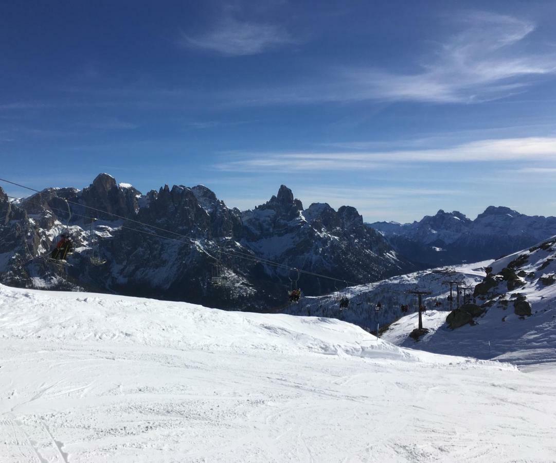 شقة La Finestra Sulle Dolomiti - The Window To The Dolomites فيرا دي بريميرو المظهر الخارجي الصورة